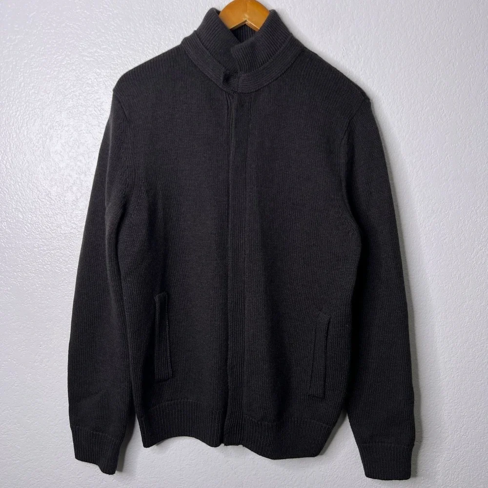 Banana Republic Mens Extra Fine Merino Wool Snap Front Cardigan Brown Medium